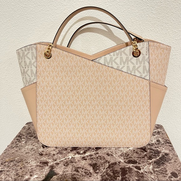 MICHAEL KORS Jet Set Large Color-Block Logo Tote Bag - Picture 3 of 11